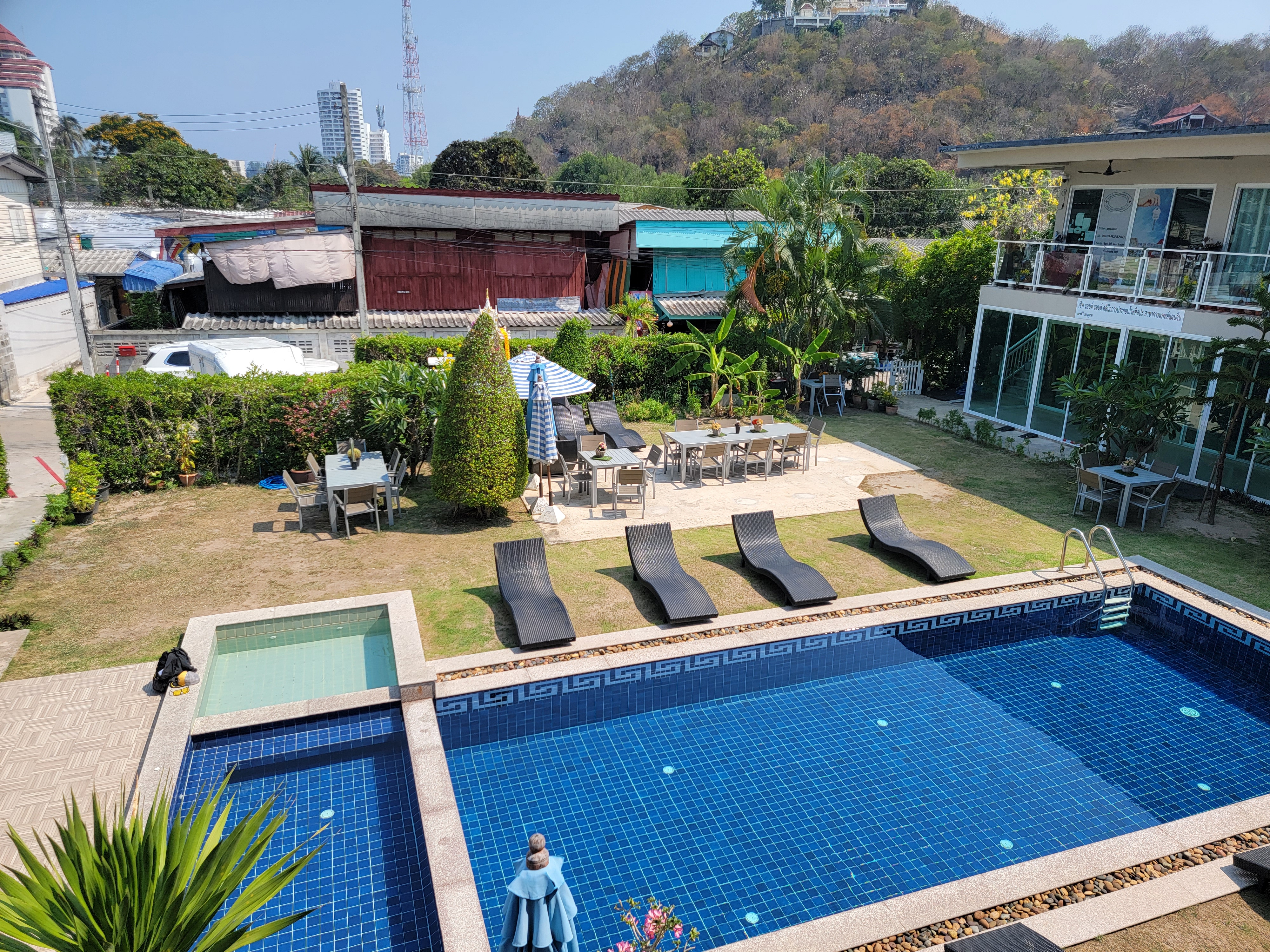 Surf & Sand Resort