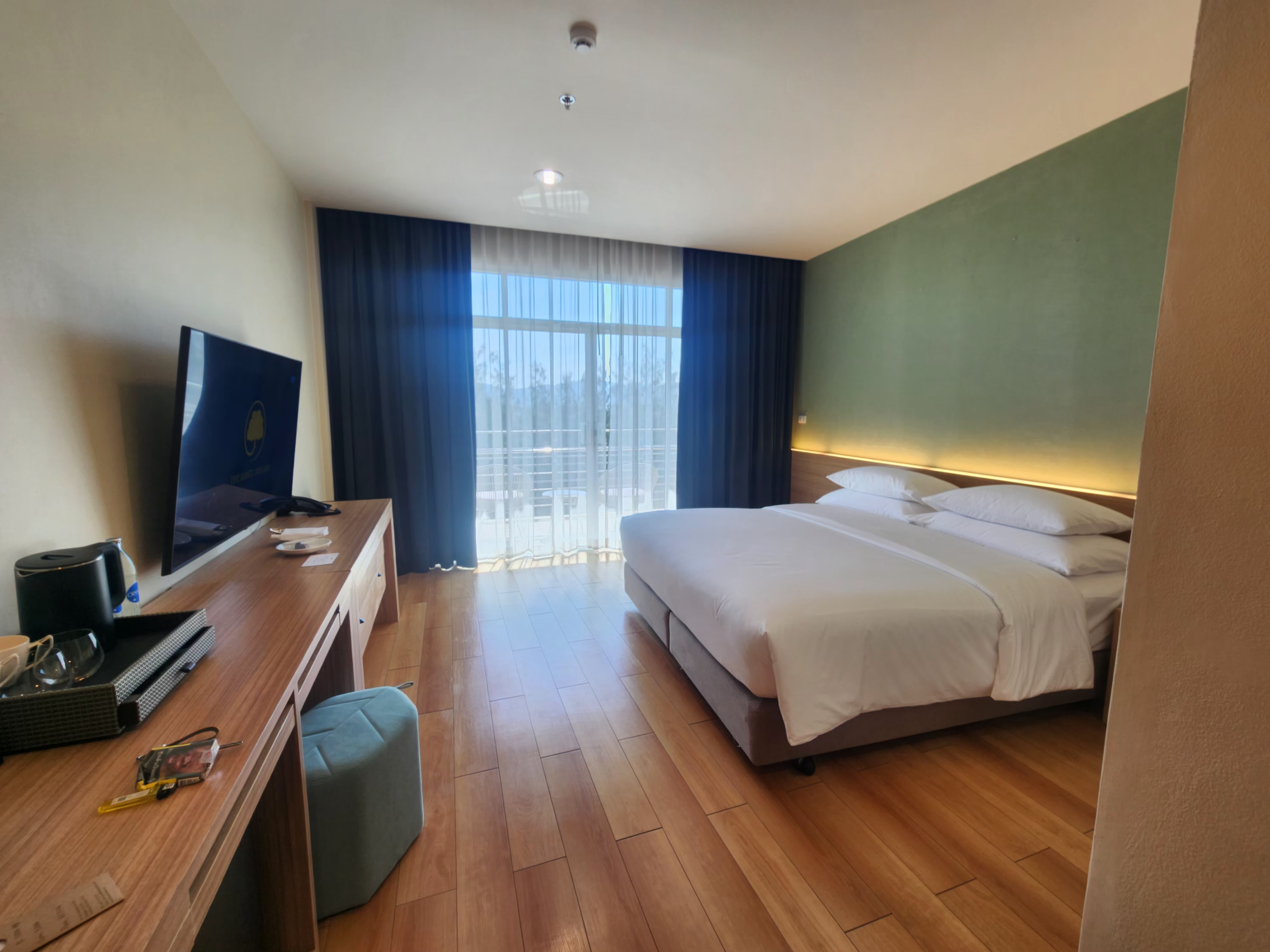 THE KASET, HUA HIN
