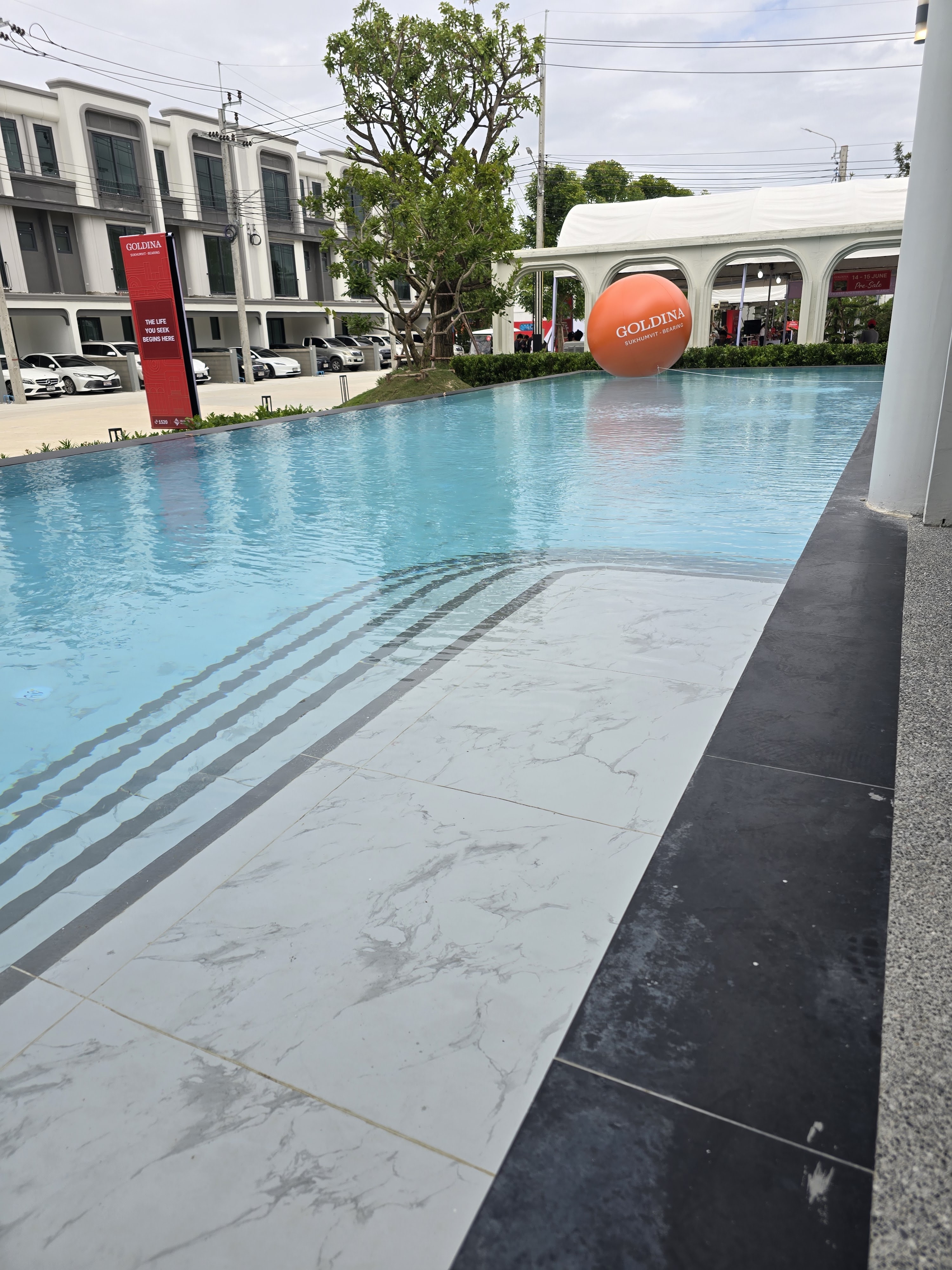 l Goldina Sukhumvit-Bearing