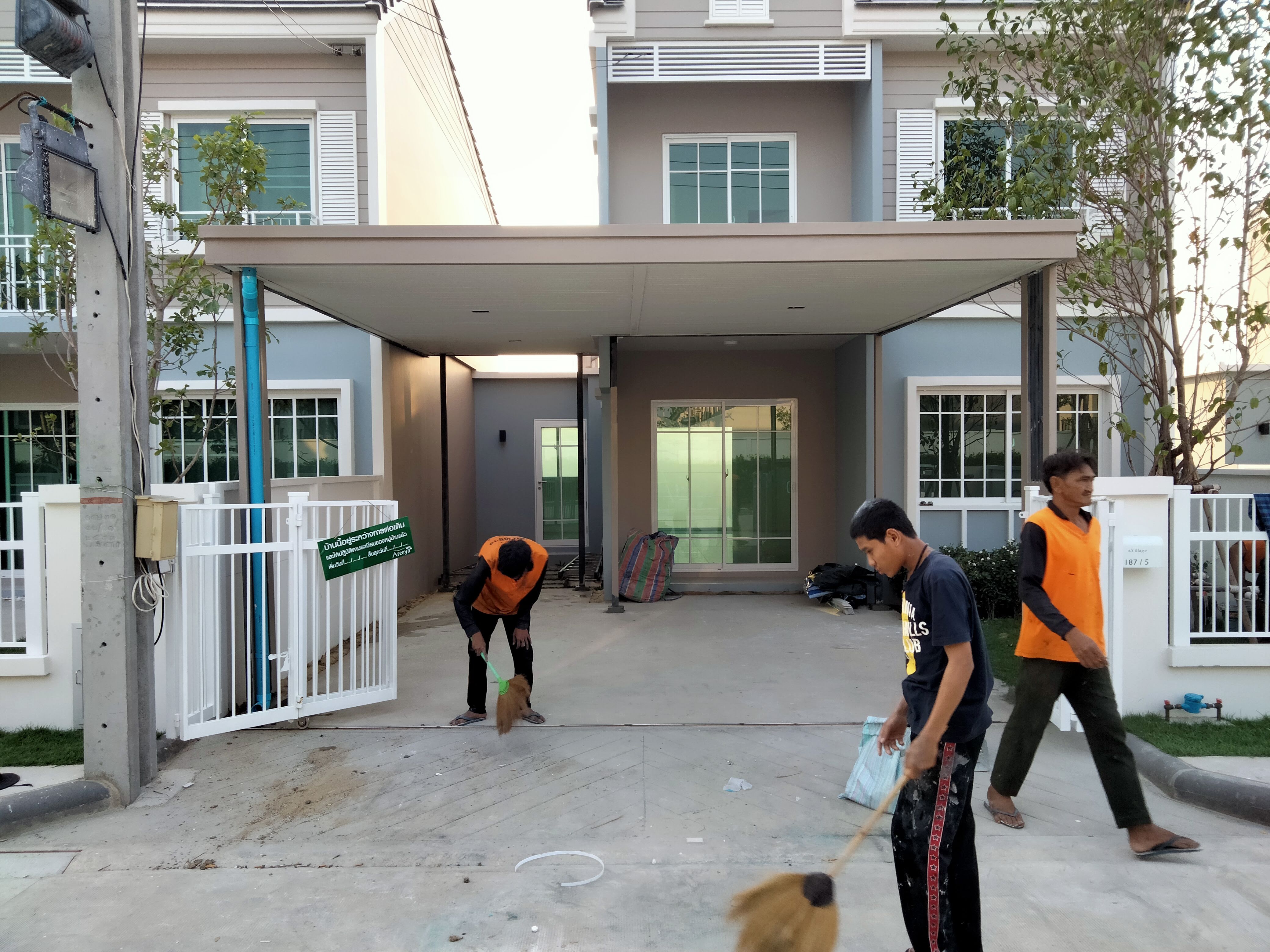 The Village Bang Na-Wong Waen 3