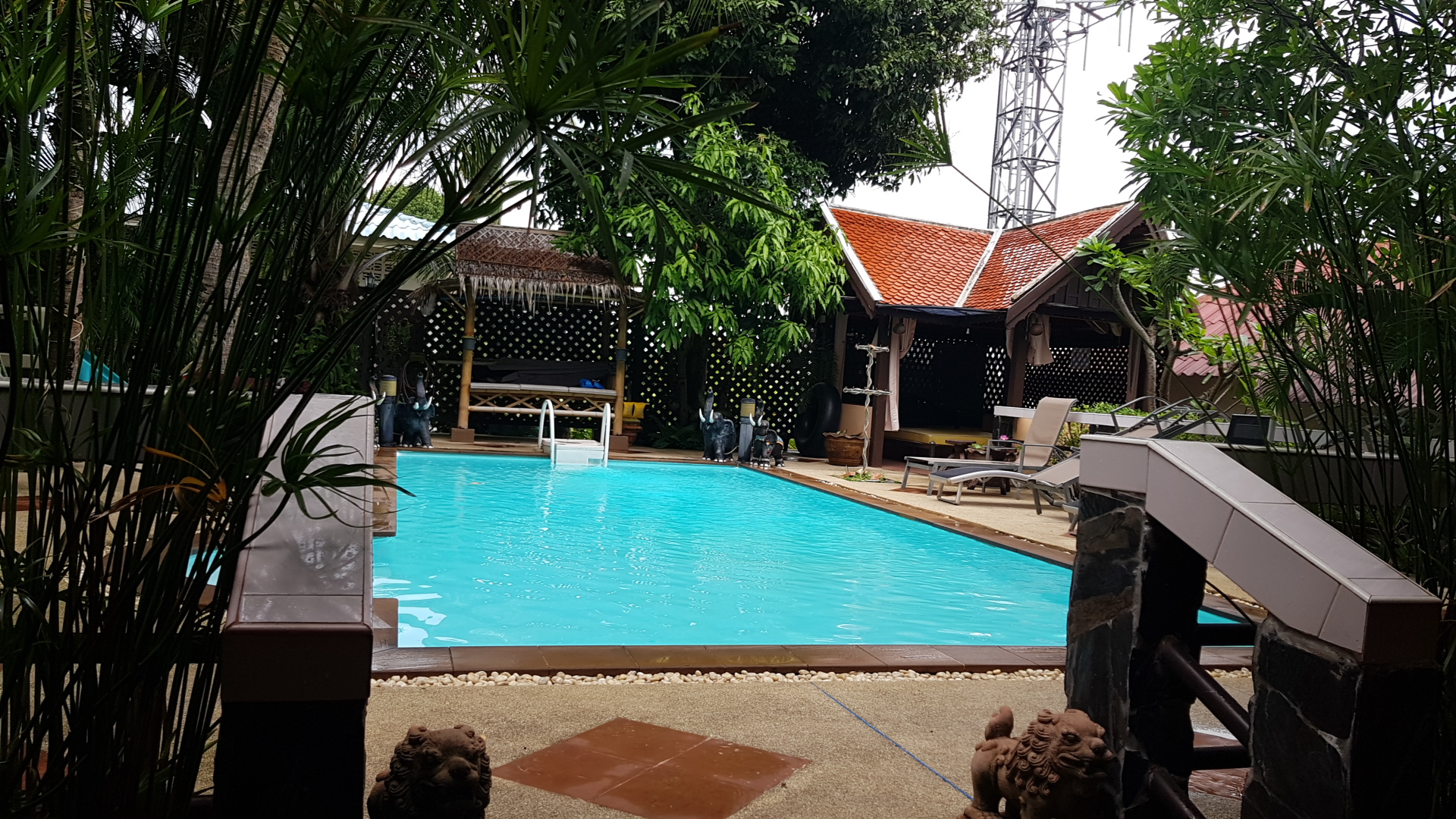 Beenat Garden