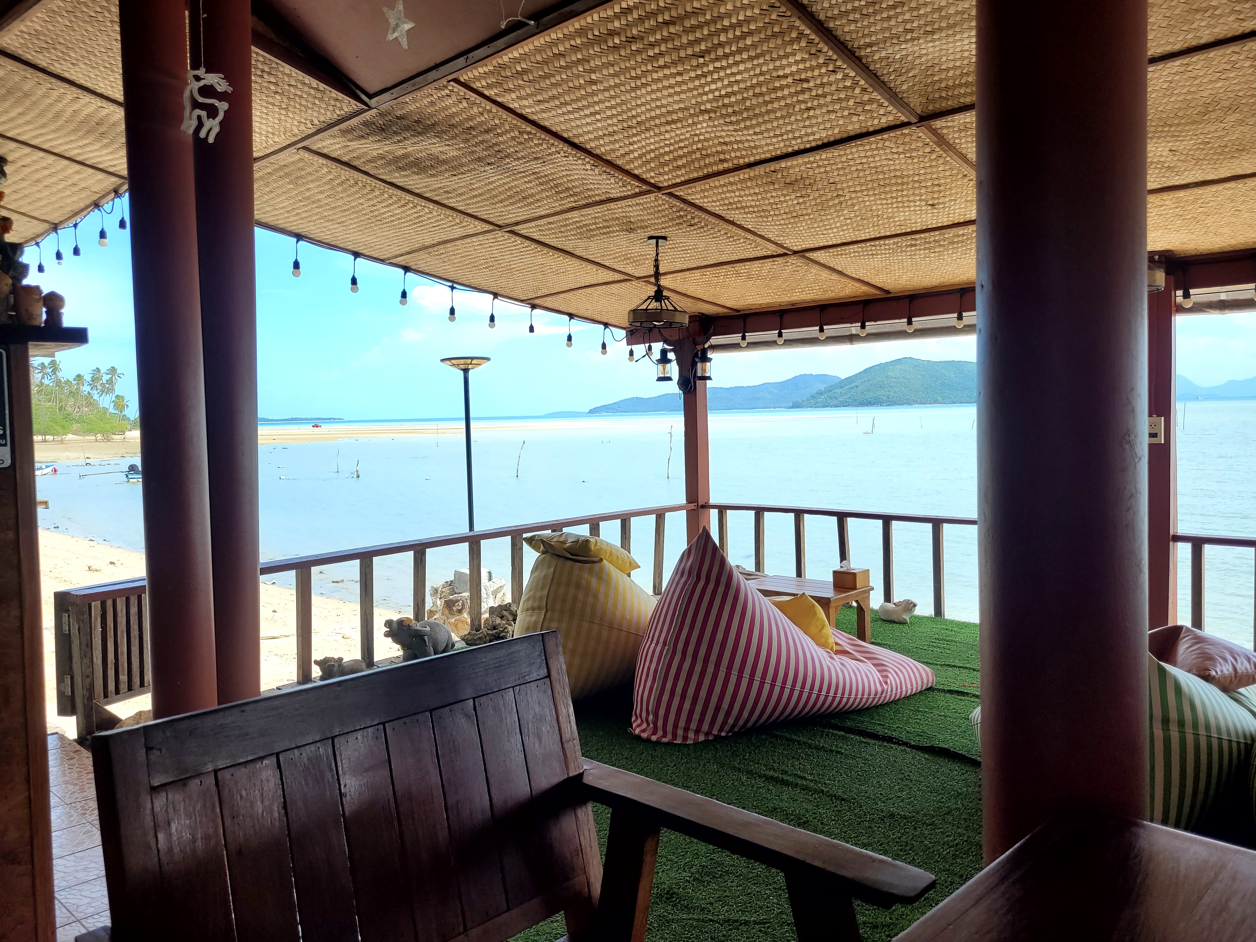 The Stoned Table Samui