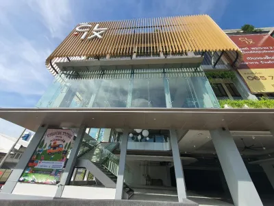CLIX - : Office for Rent