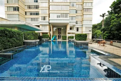 Hampton Thonglor 10 10