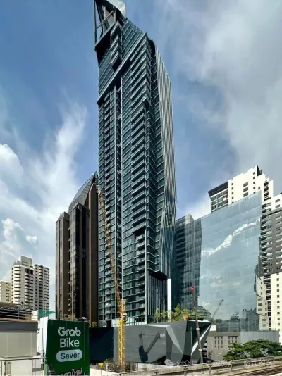 MUNIQ PHROM PHONG