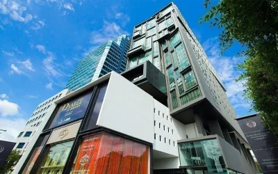 Up Ekkamai Condominium