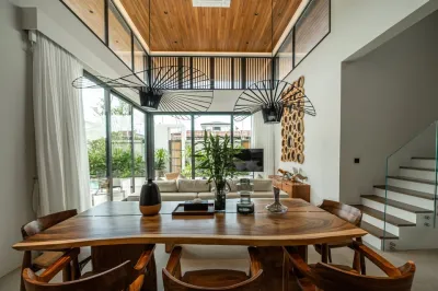 PET-FRIENDLY! 4BR Pool Villa in Chalong