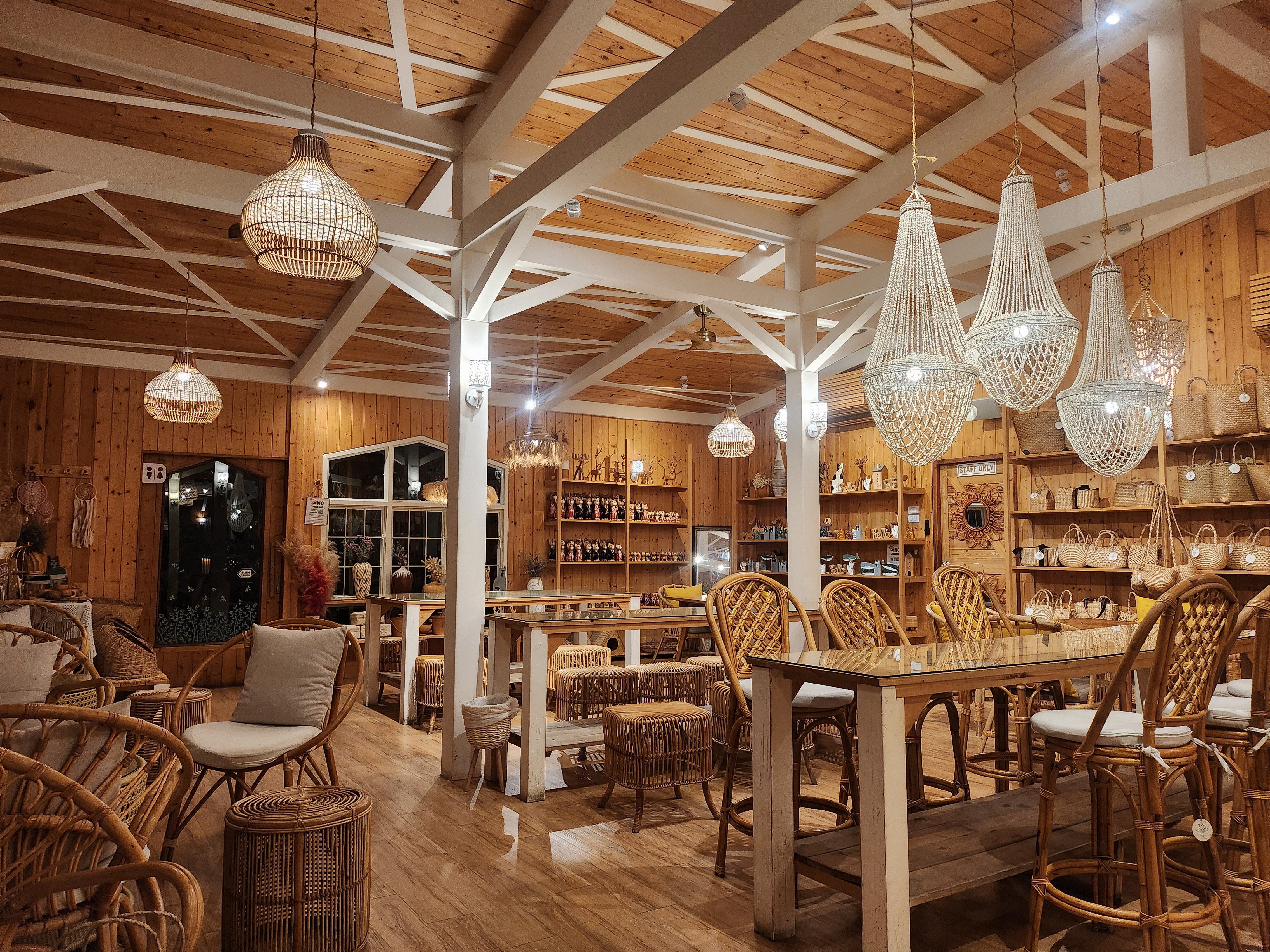 Cafe Ban Nok by Ple Venus