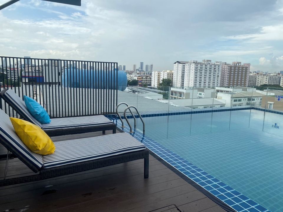 Chaba Inn Srinakarin