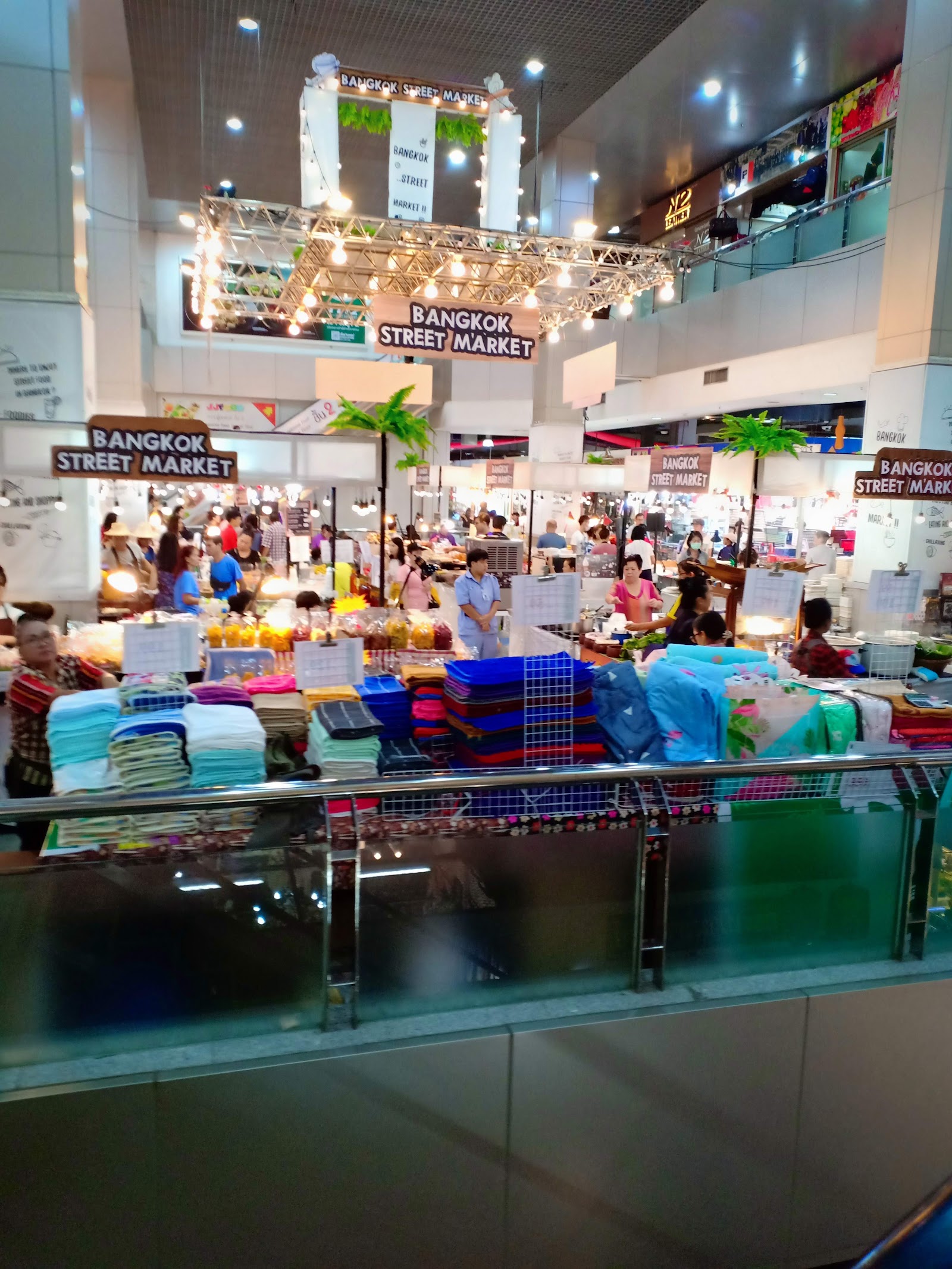Chatuchak Fish Market