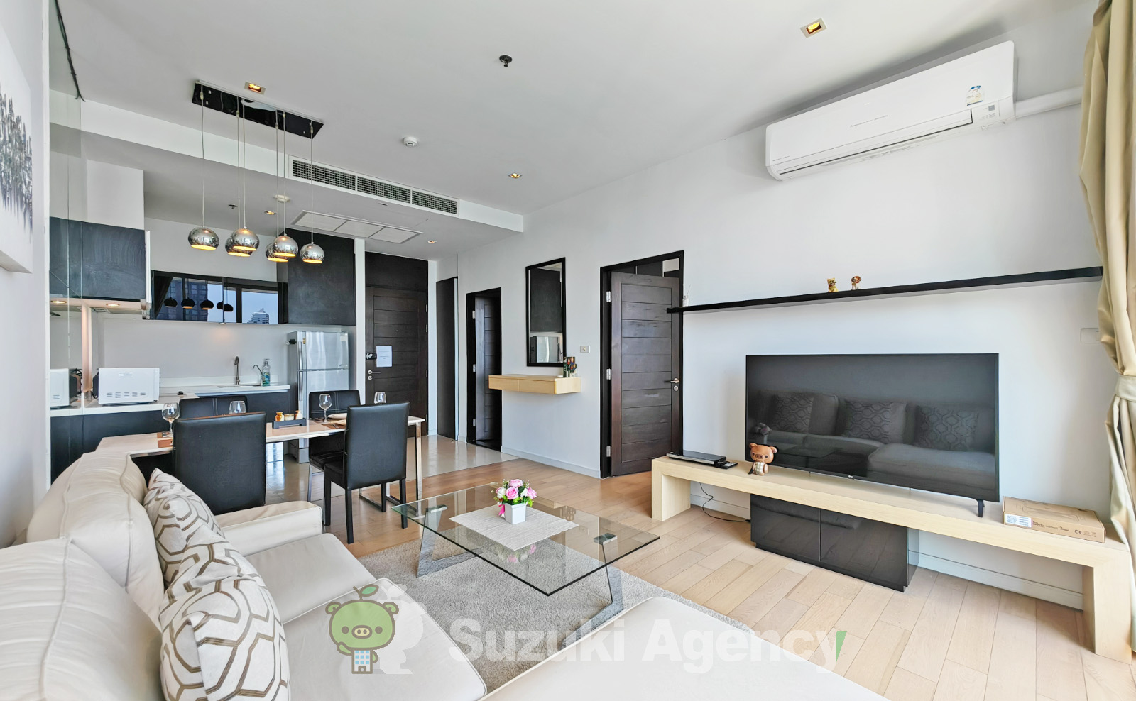 Eight Thonglor Residence