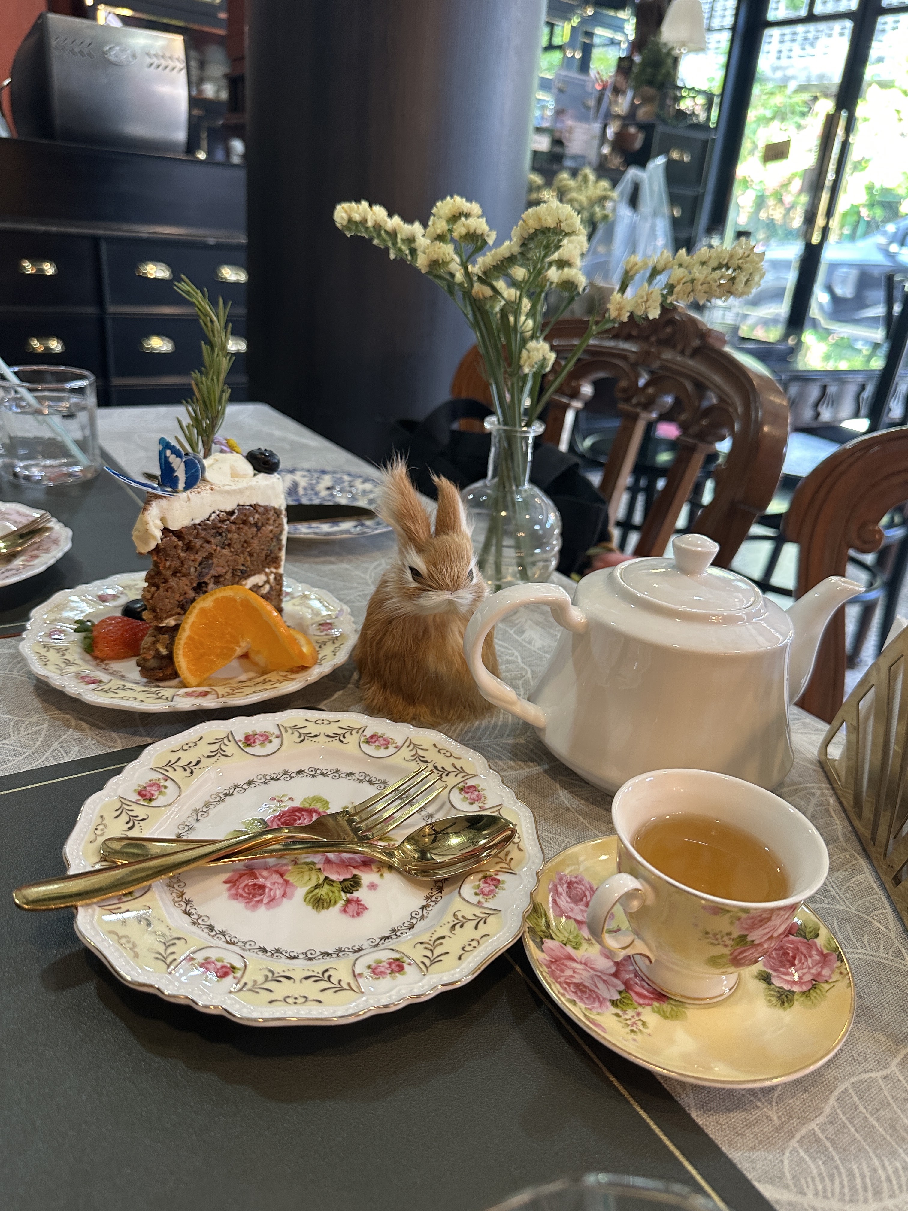 Kanin the Rabbit Restaurant and Eatery