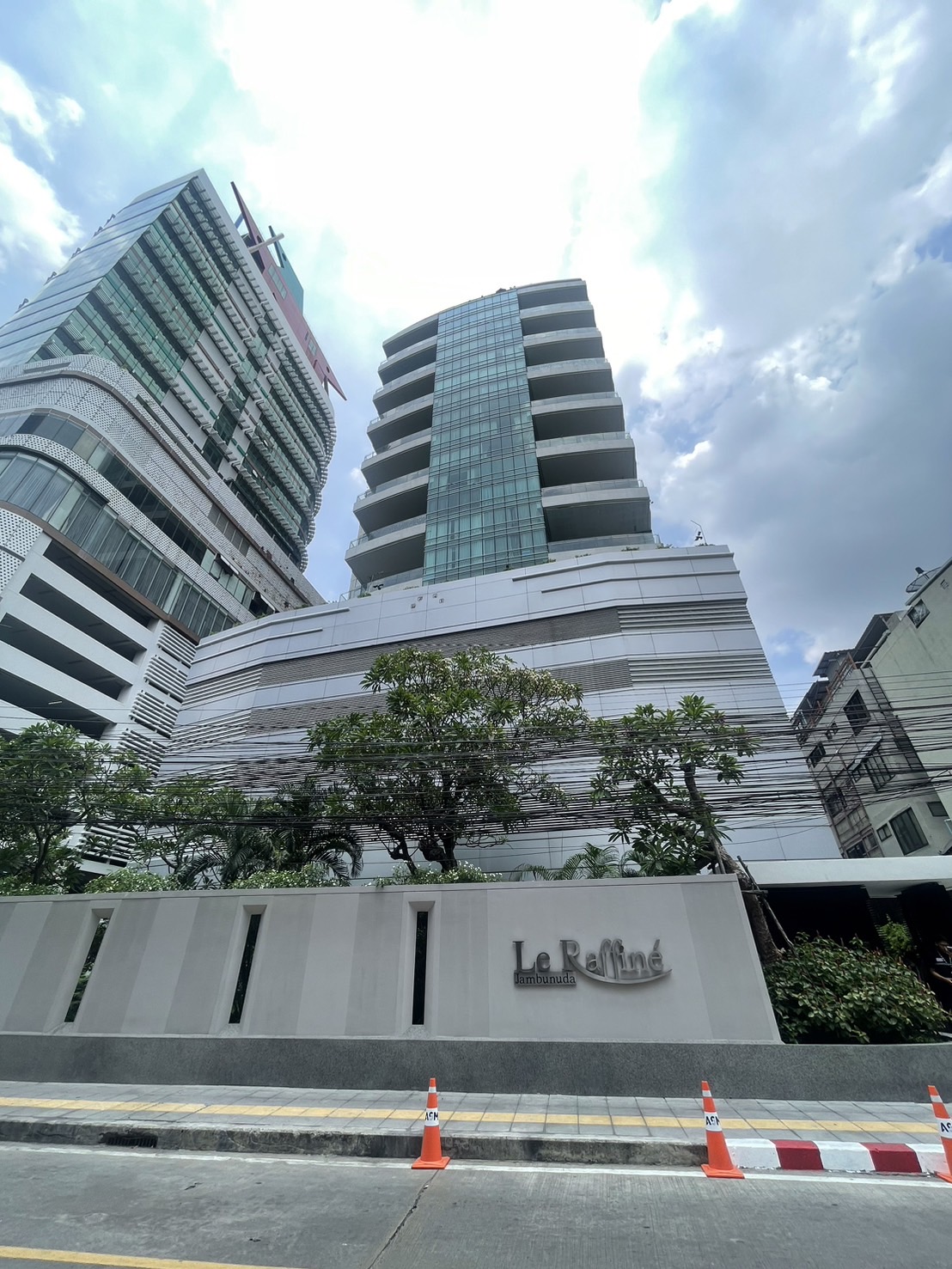 Le Raffine Jambunuda Sukhumvit 31