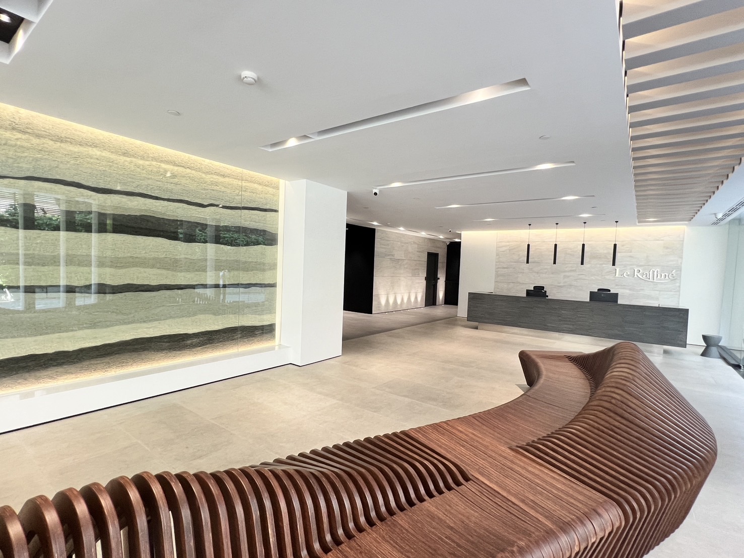 Le Raffine Jambunuda Sukhumvit 31