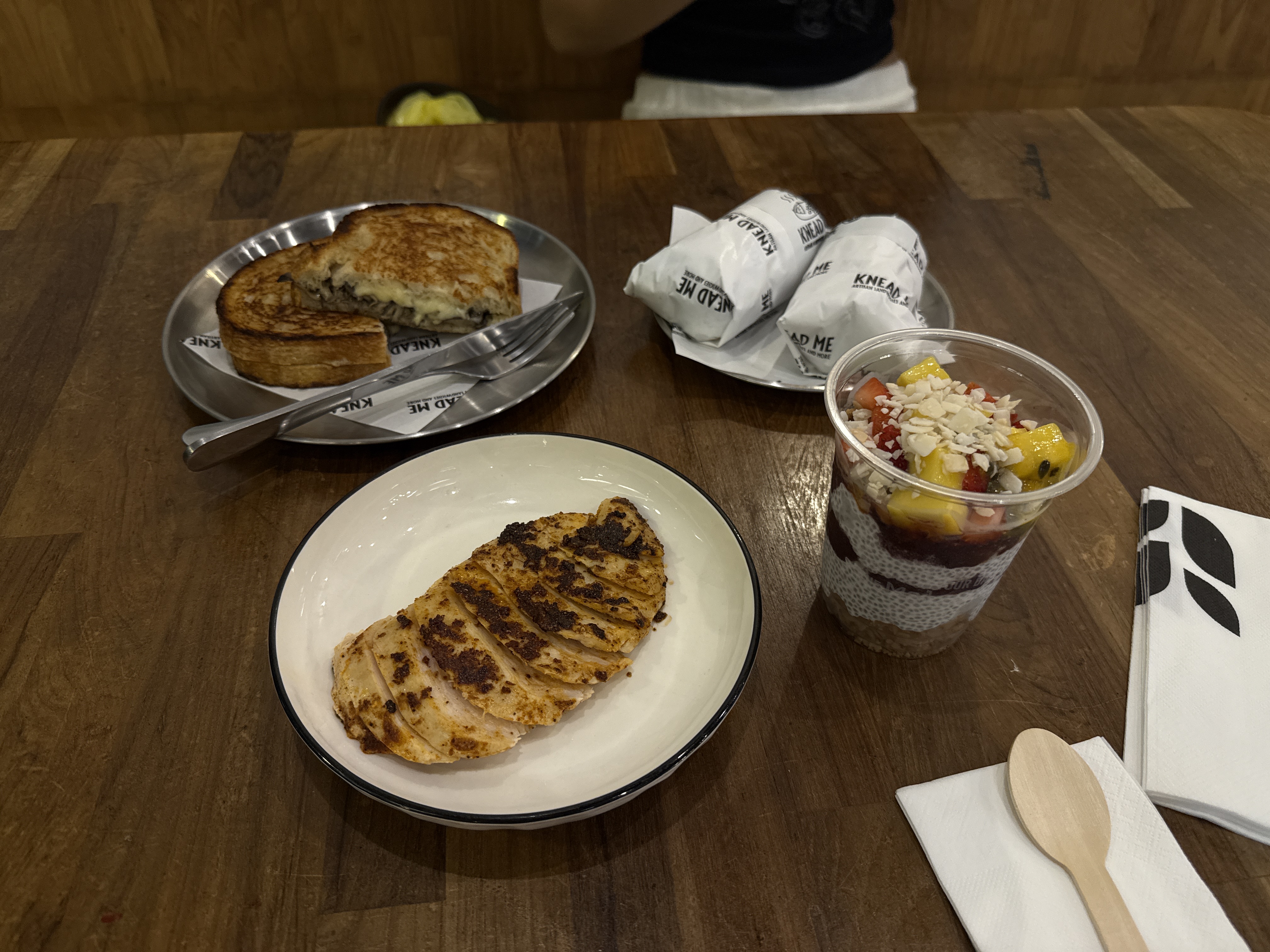 MAKAI Acai Bar (Asok)
