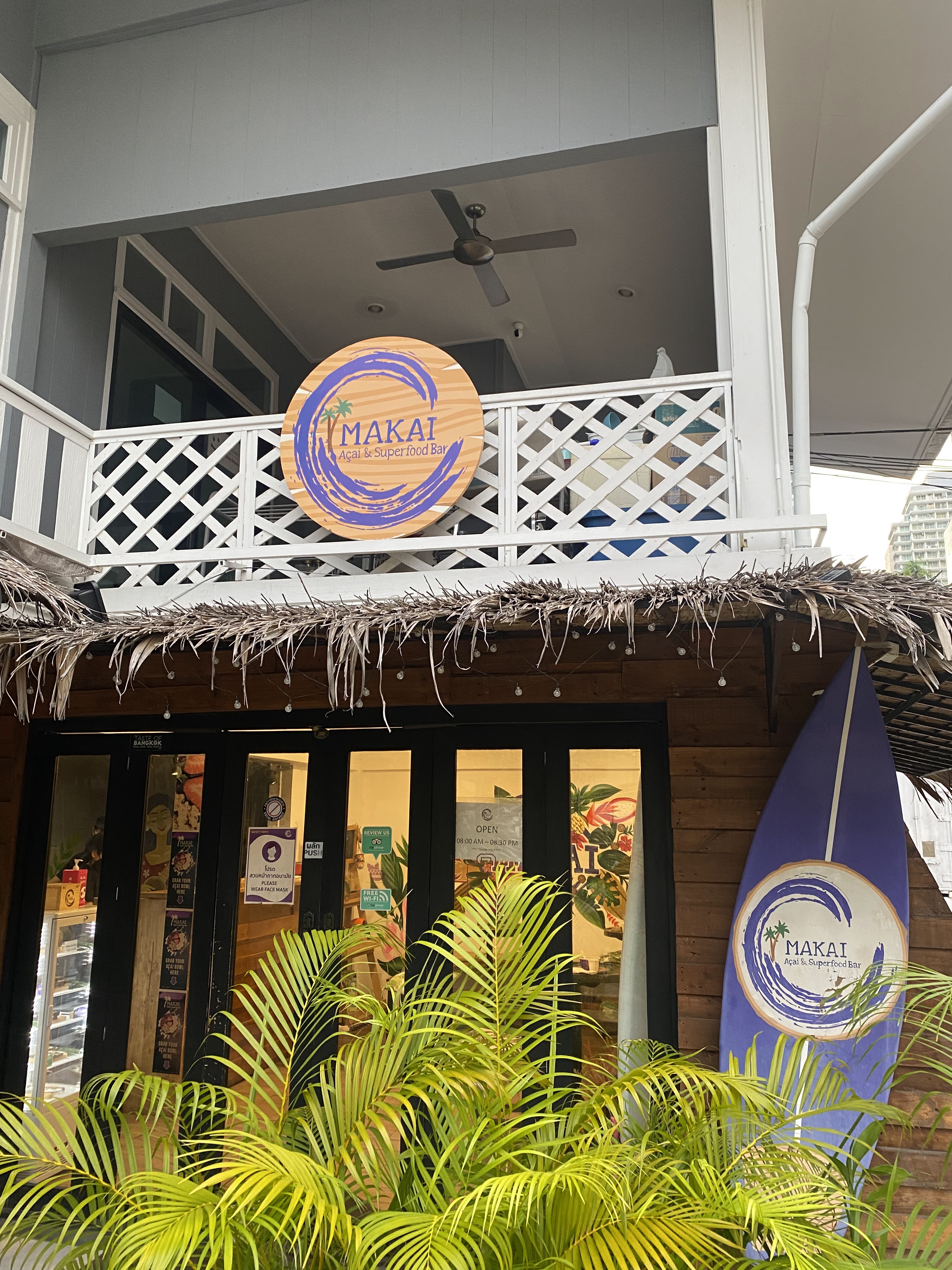 MAKAI Acai Bar (Asok)