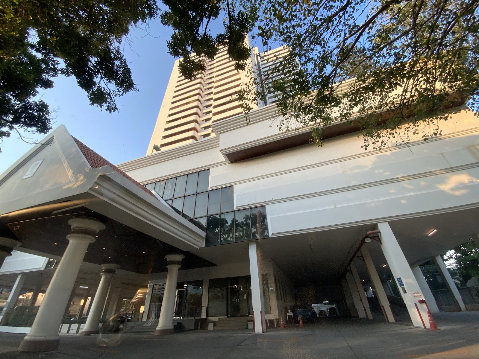 Oriental Towers