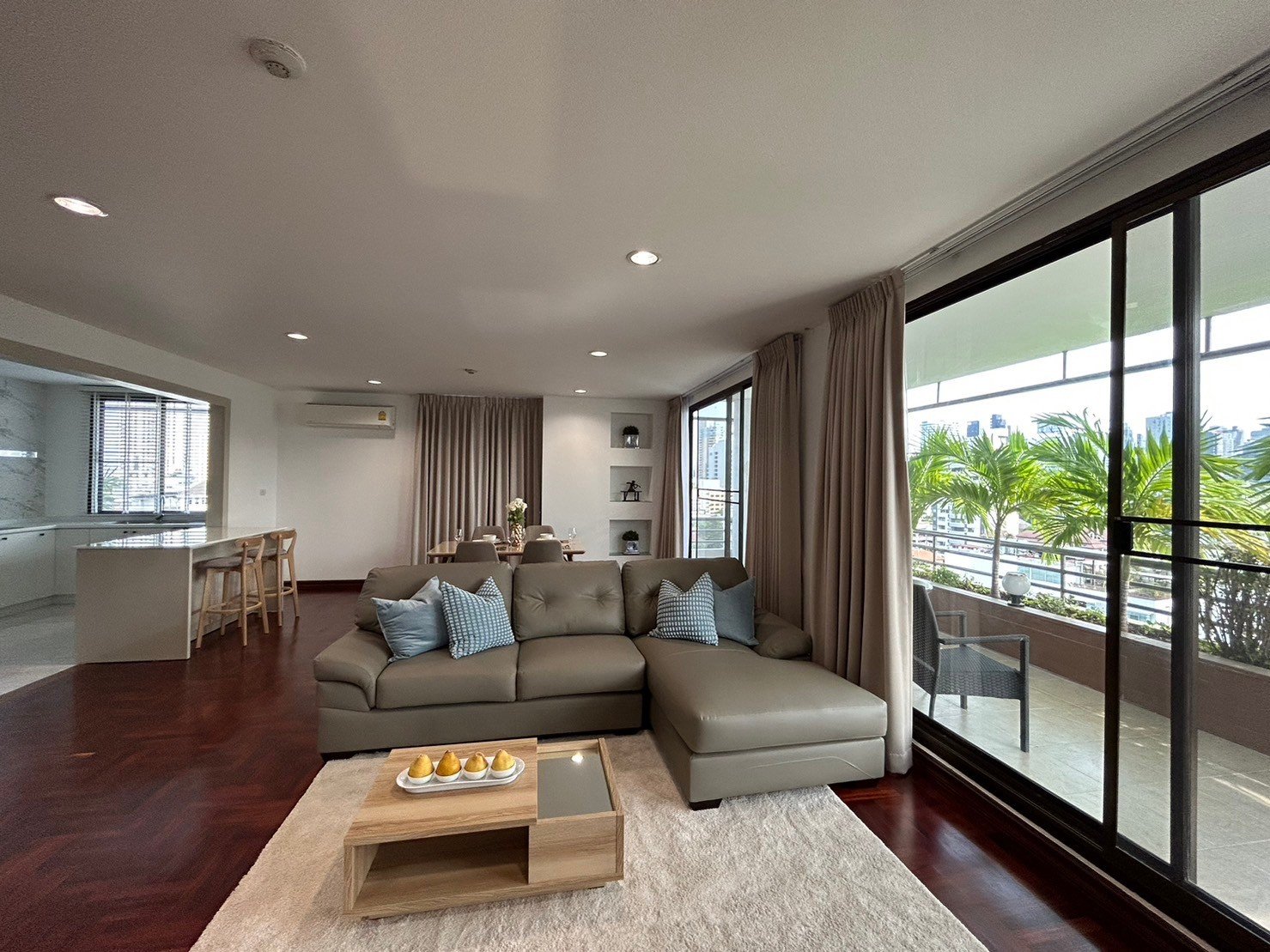 P.R. HOME 3