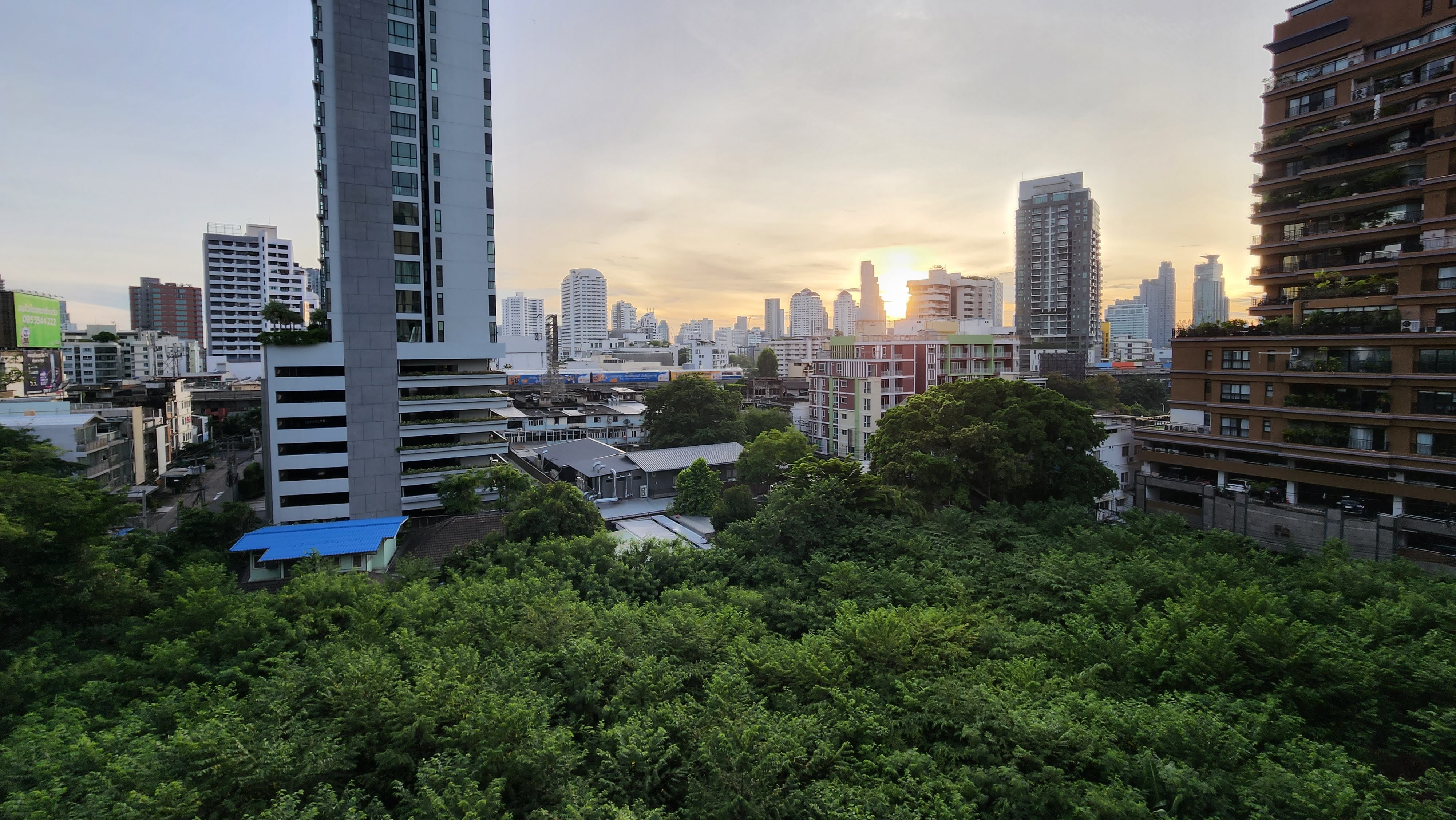 PIYA RESIDENCE 28