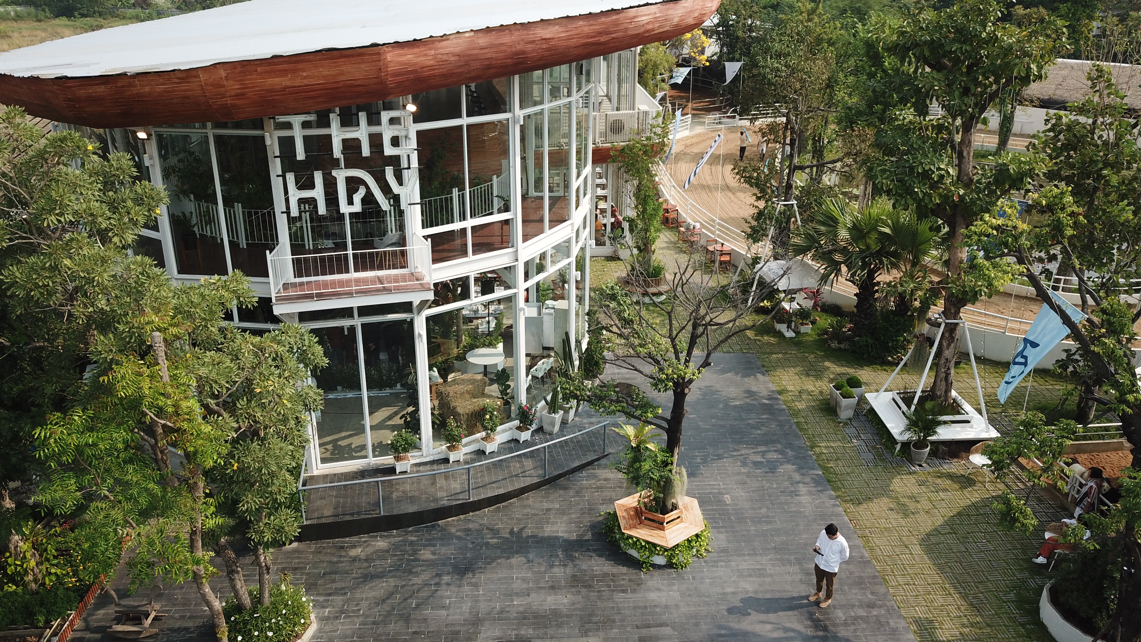 The Hay - Equestrian Center & Eatery