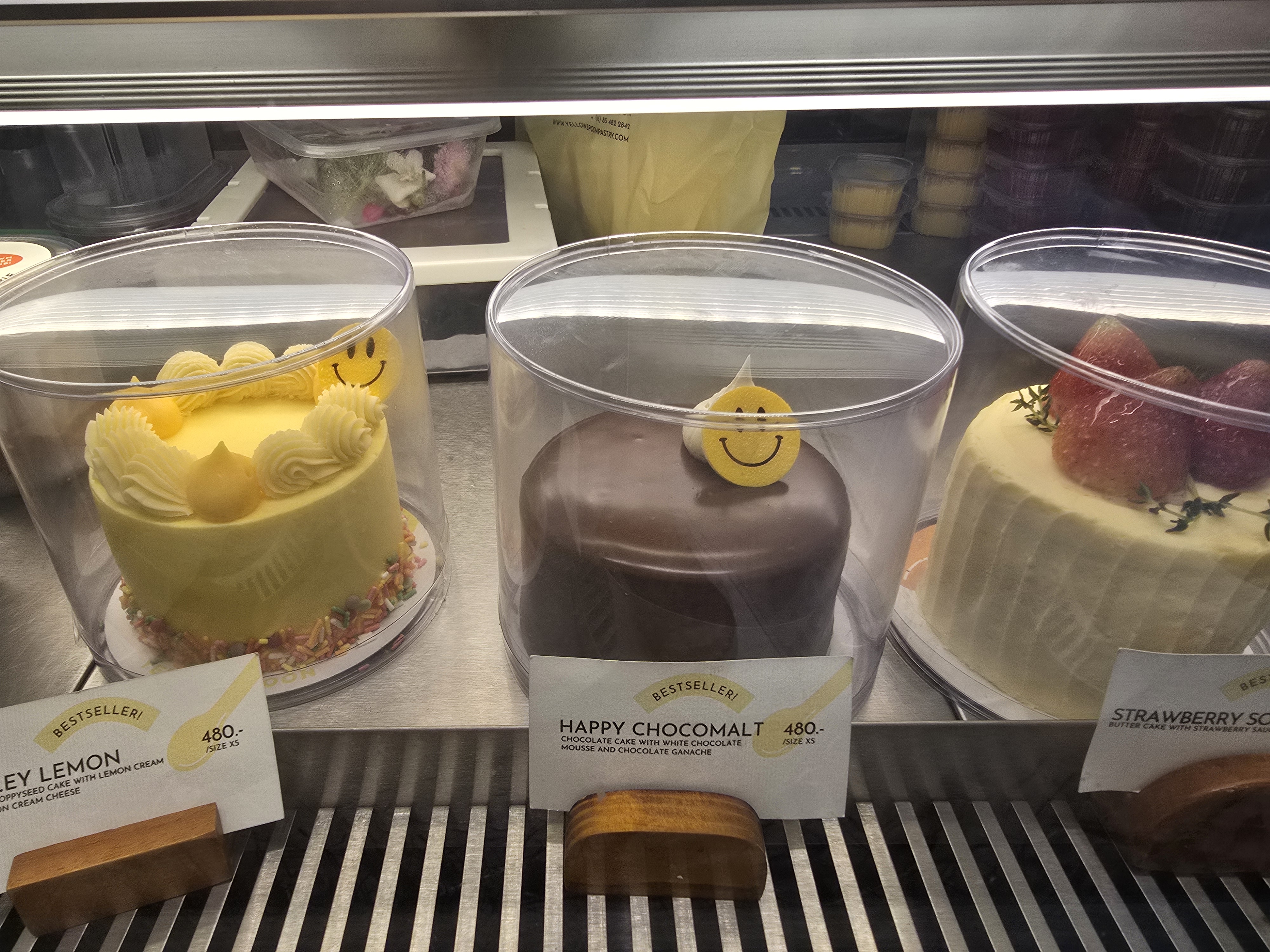 Yellow Spoon Ekkamai