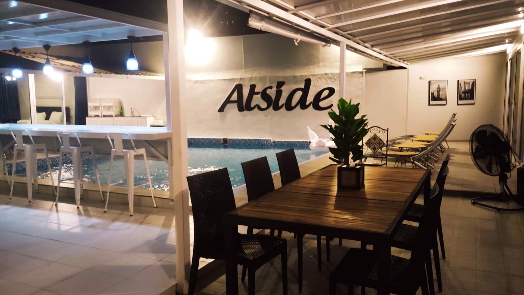 Atside Pool Villa (9 Rooms)