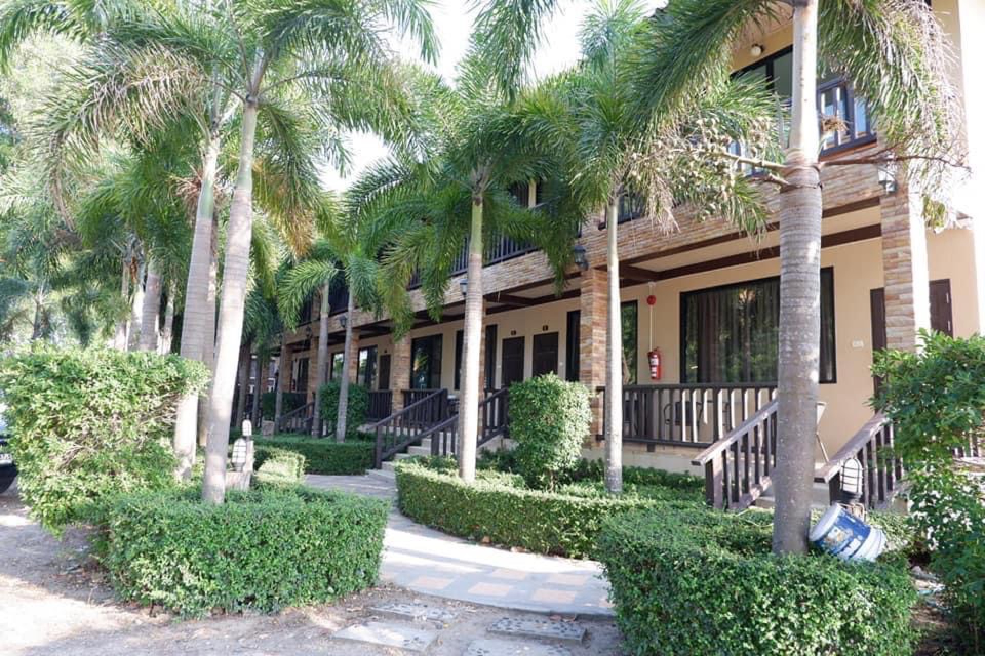 Baan Nai Resort