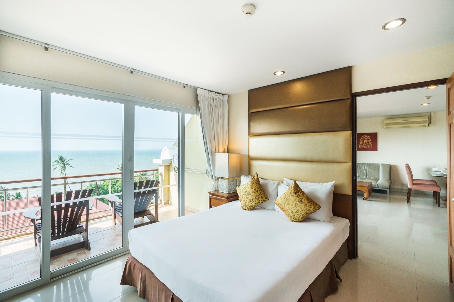 Bella Villa Cabana