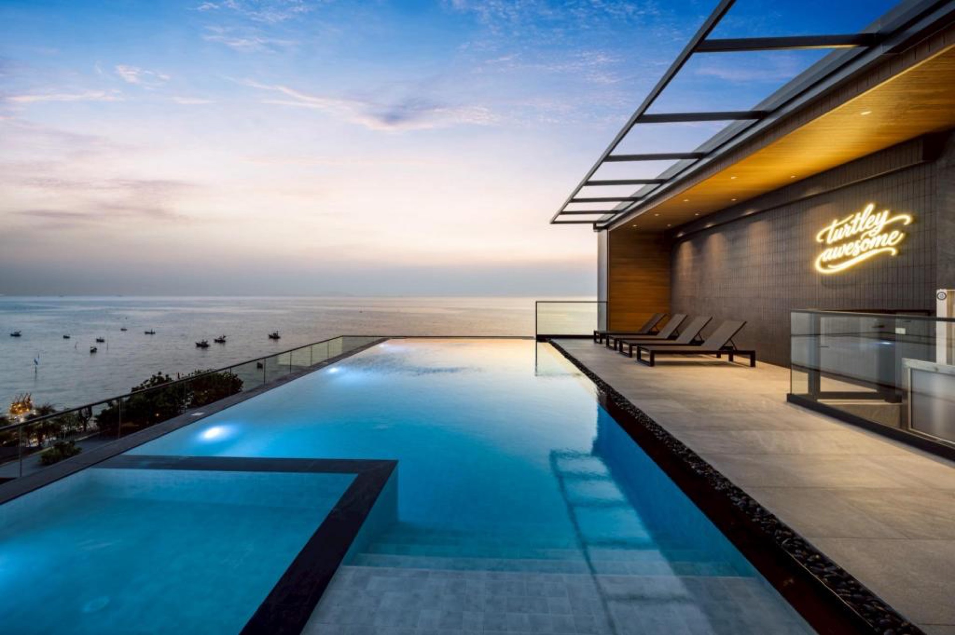 The Sunset Bangsaen Hotel