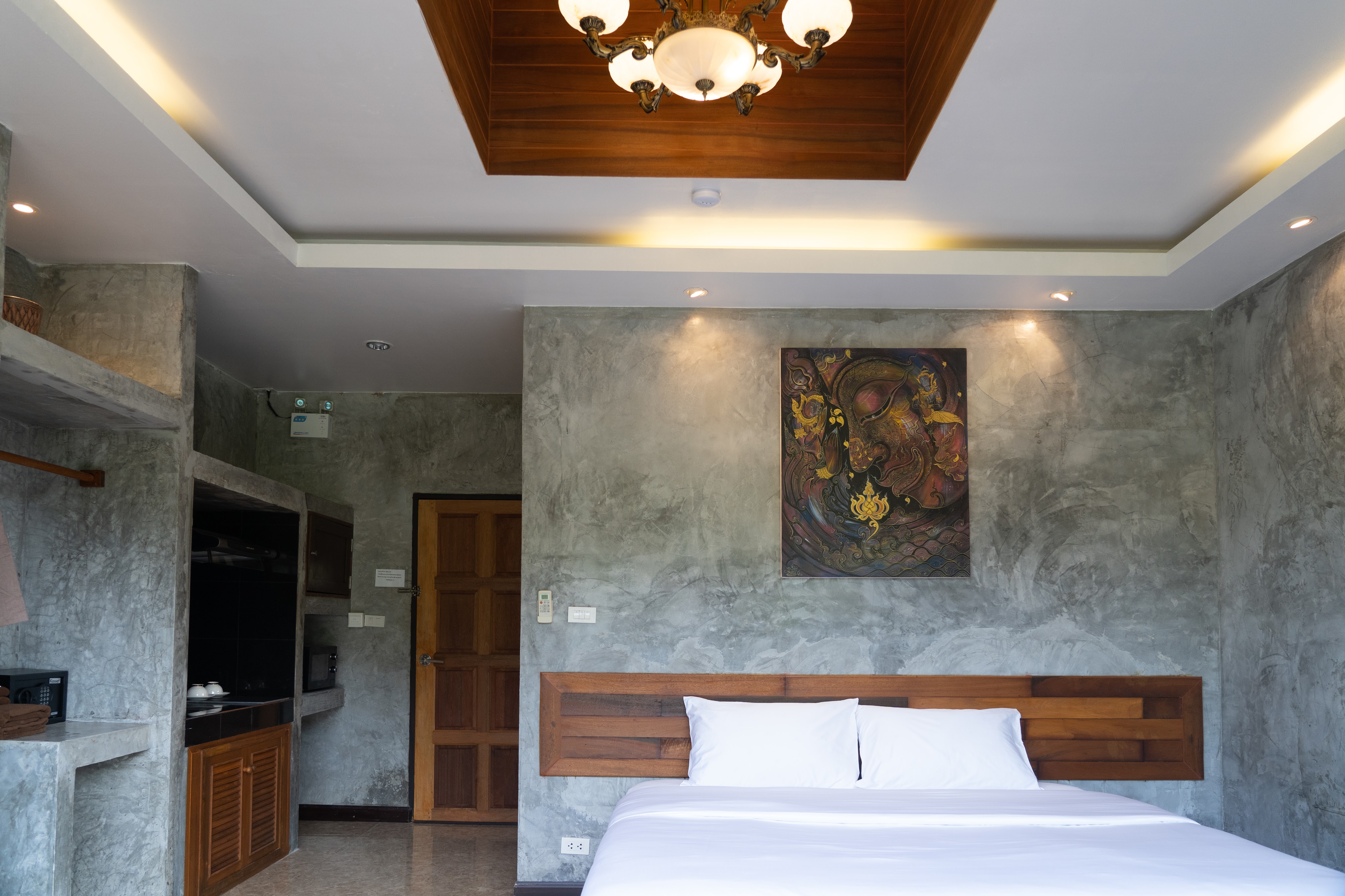 Anodard Phuket, Nai Yang Beach