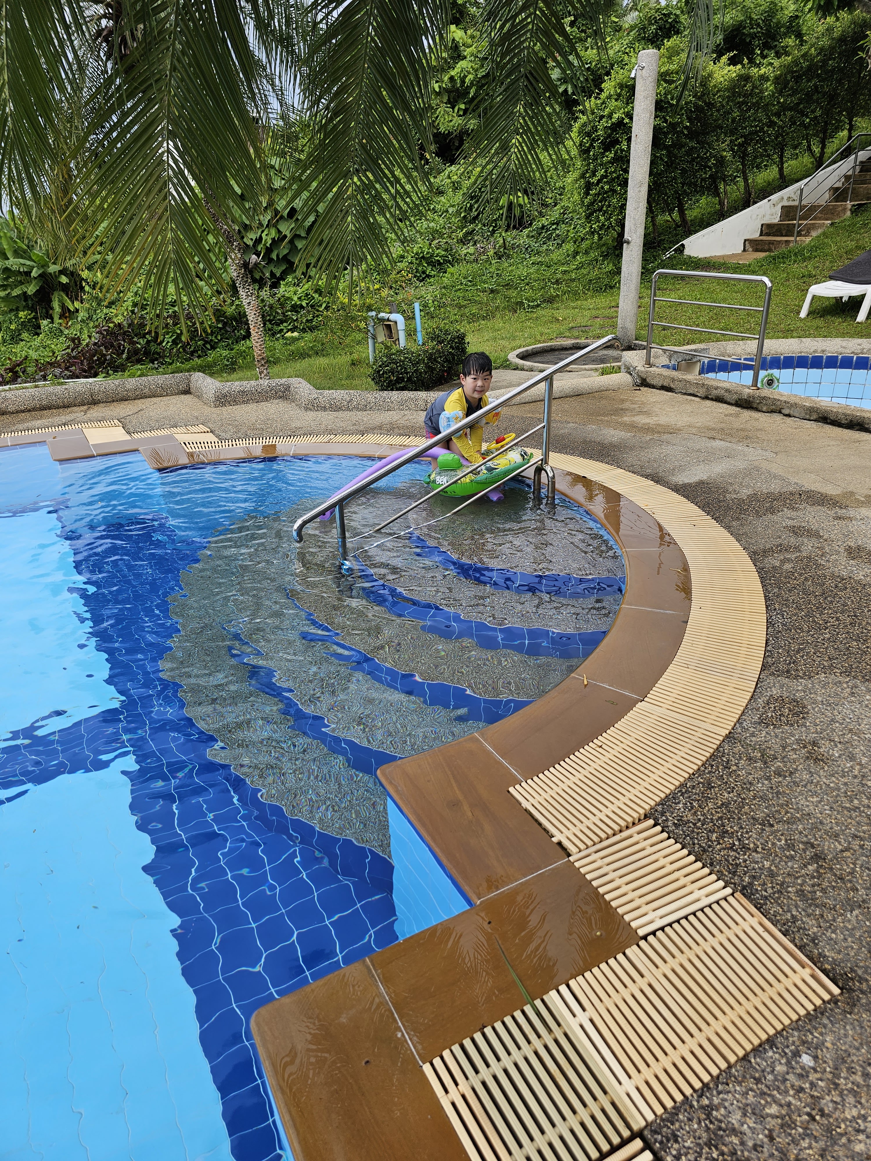 Asava Rawai Sea View Private Resort
