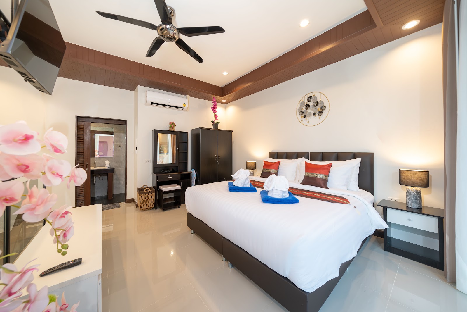 Boutique Resort Private Pool Villa - Pet Friendly