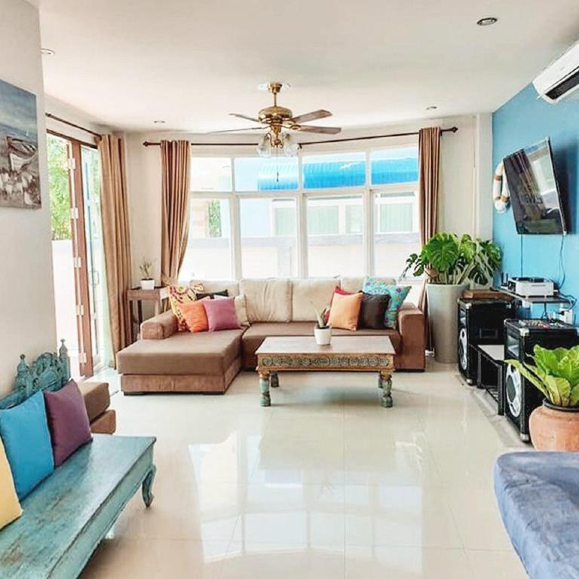 Baan Kin Pranburi - Beachfront & Pool Villa