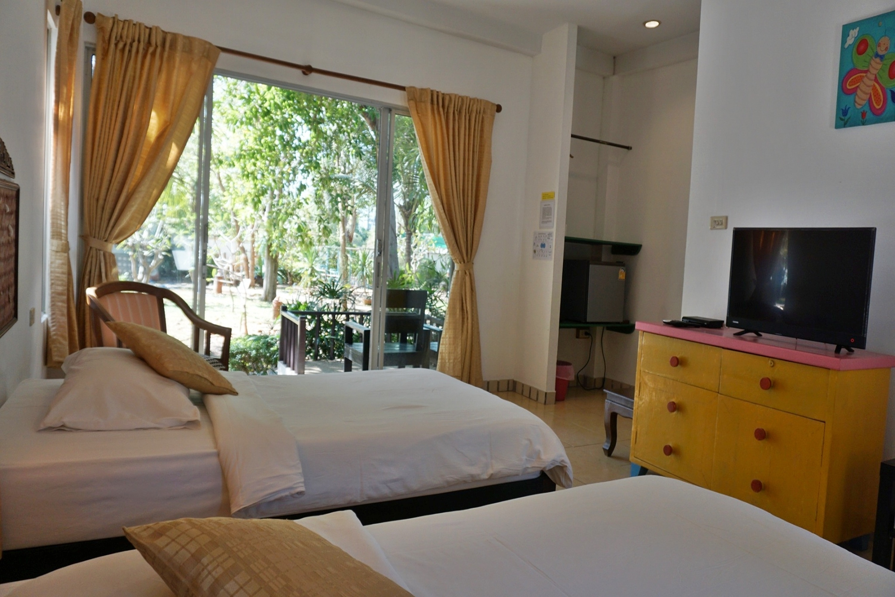 Kalamona Seaview Resort