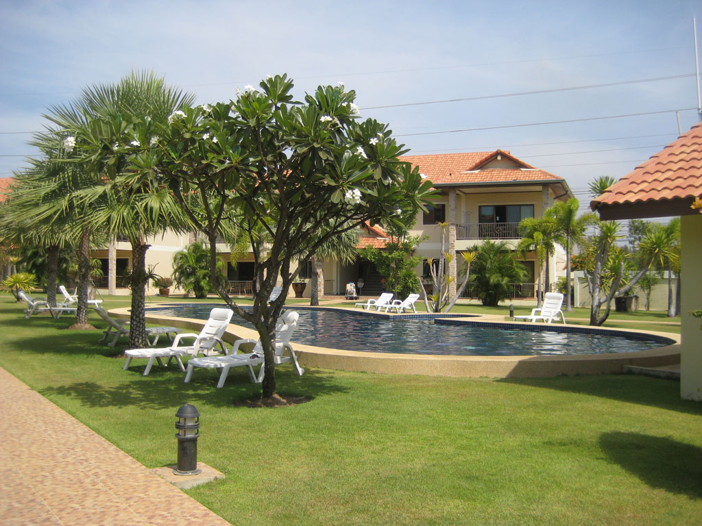 OneOneTwo Residence