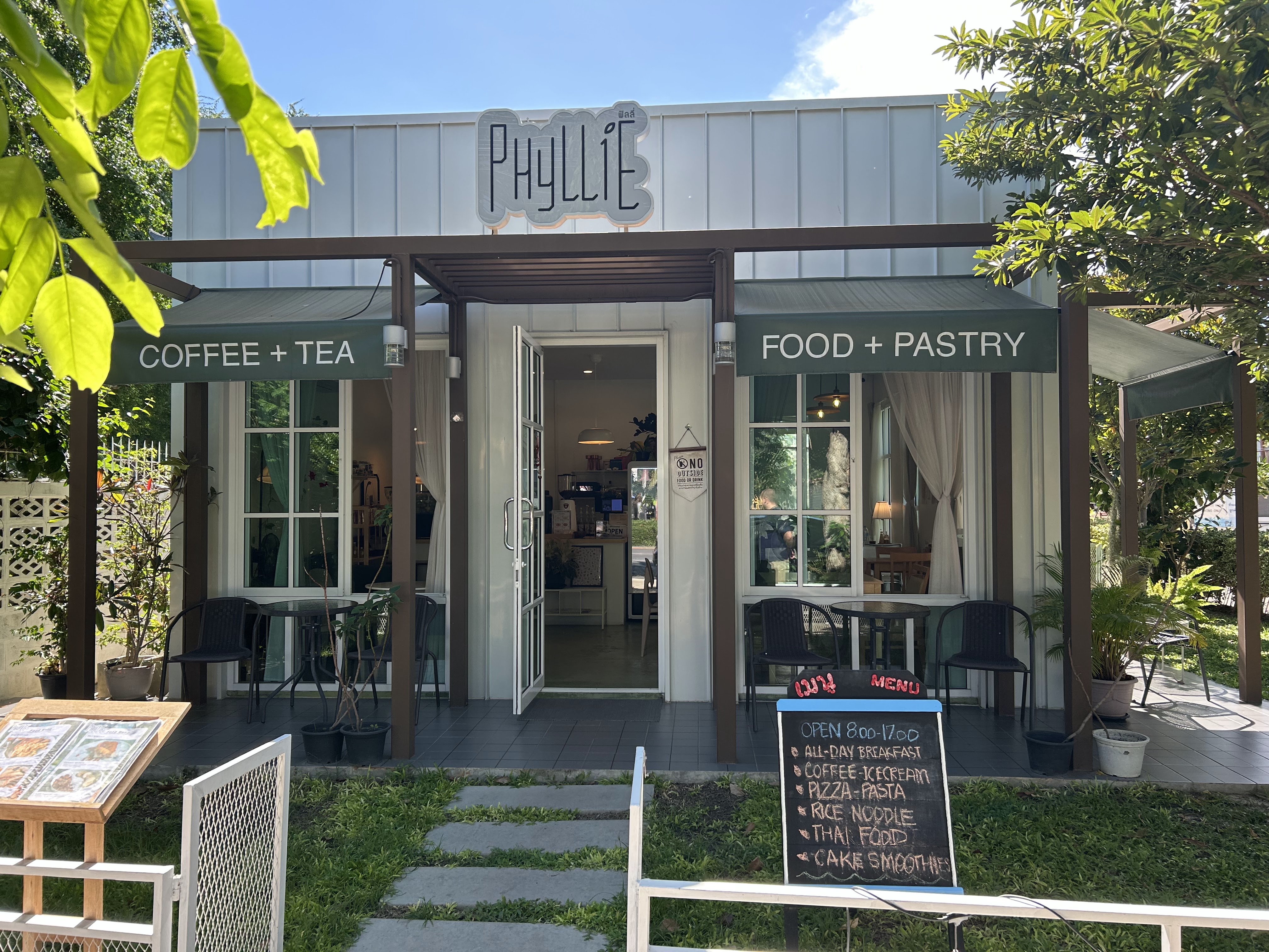 Phyllie Cafe
