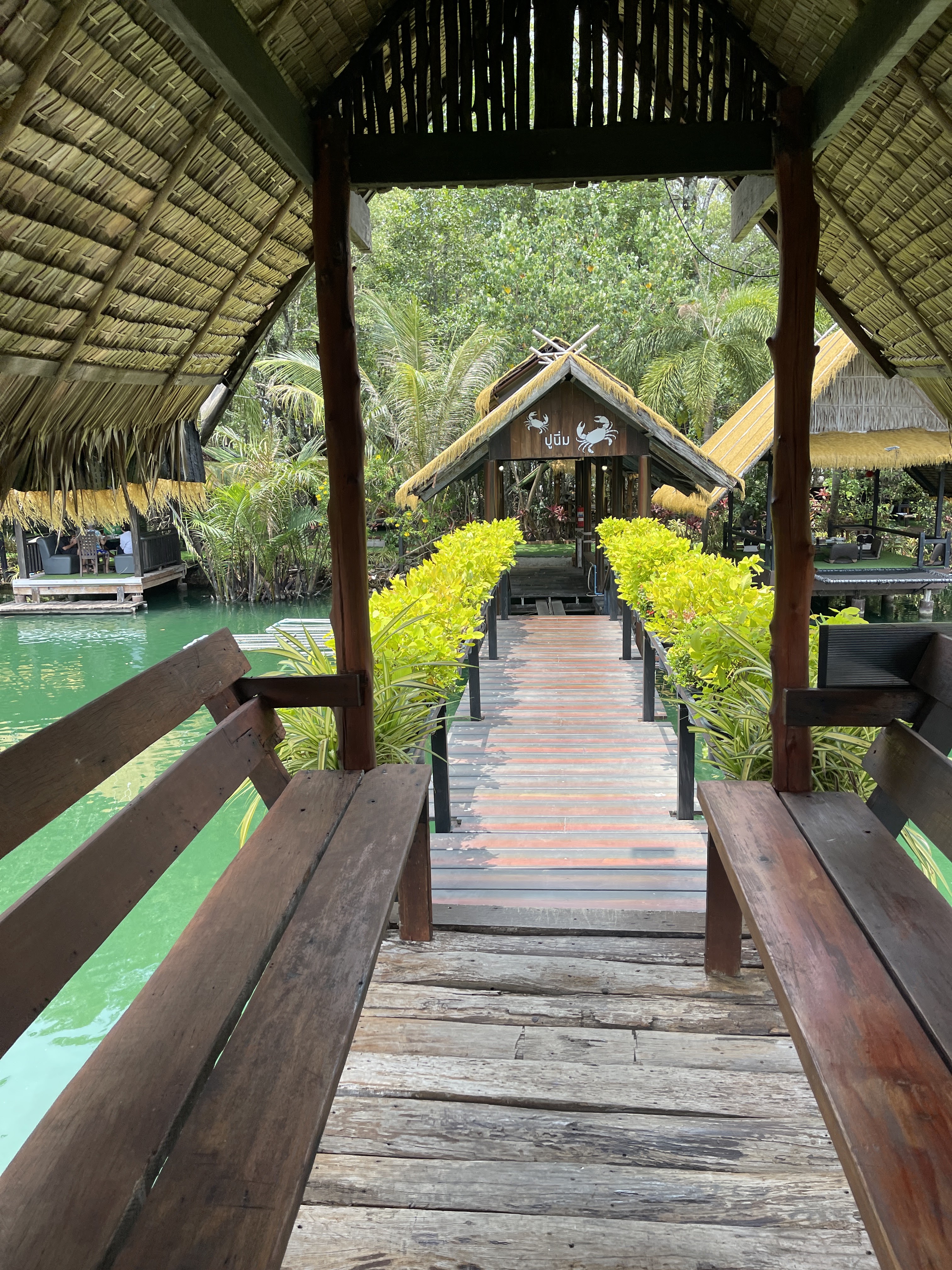 Chompu Farm's Cafe